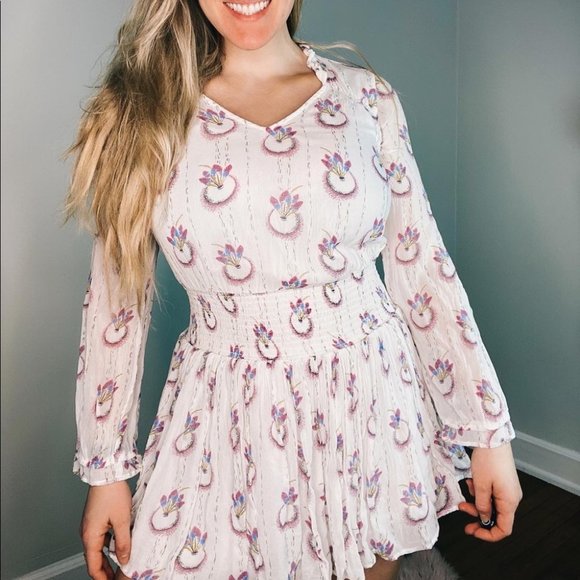 Free People Dresses & Skirts - FREE PEOPLE white long sleeve mini dress v neck size small